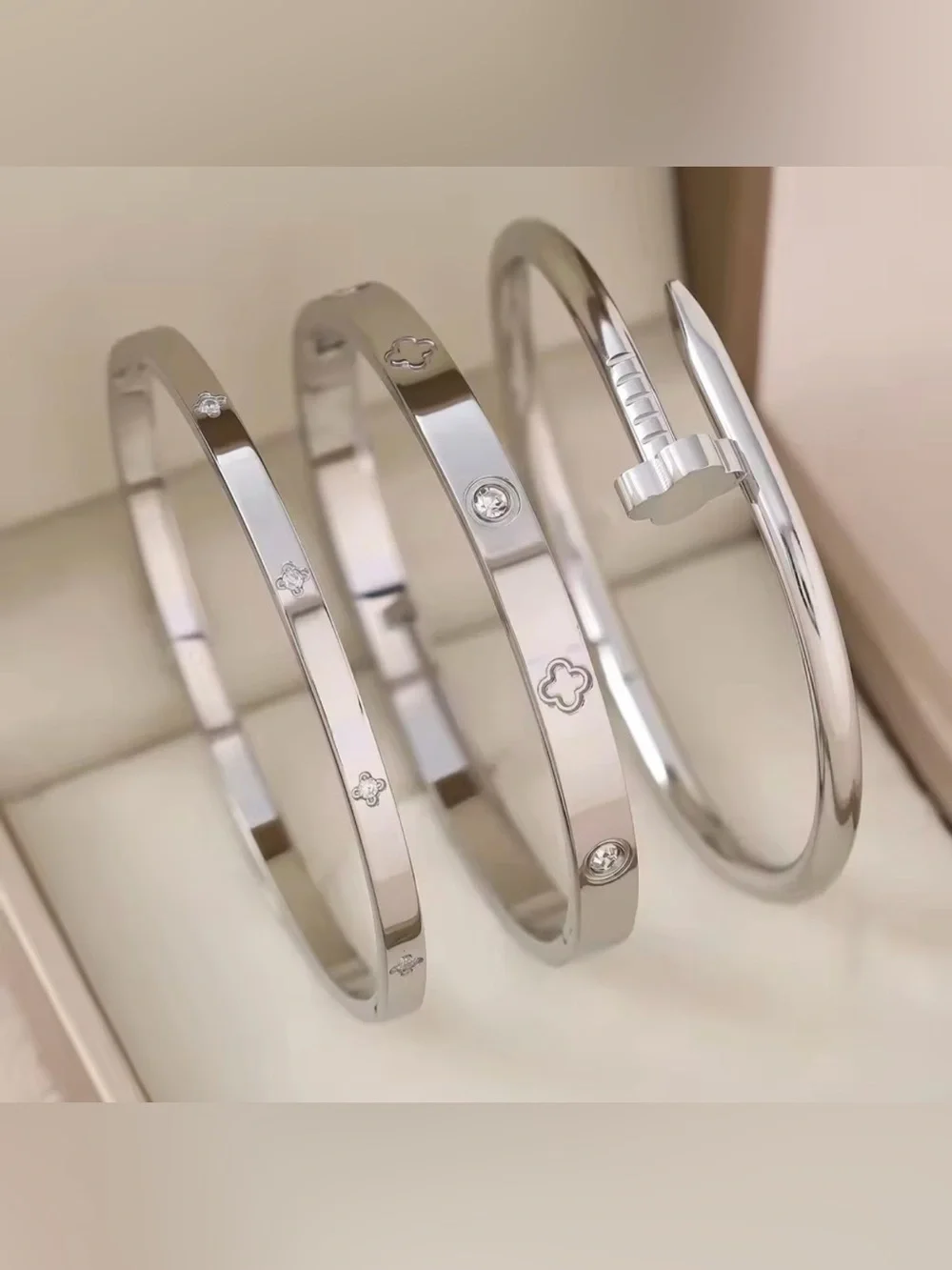Nail Motif Bangle Bracelet Set of 3 Silver